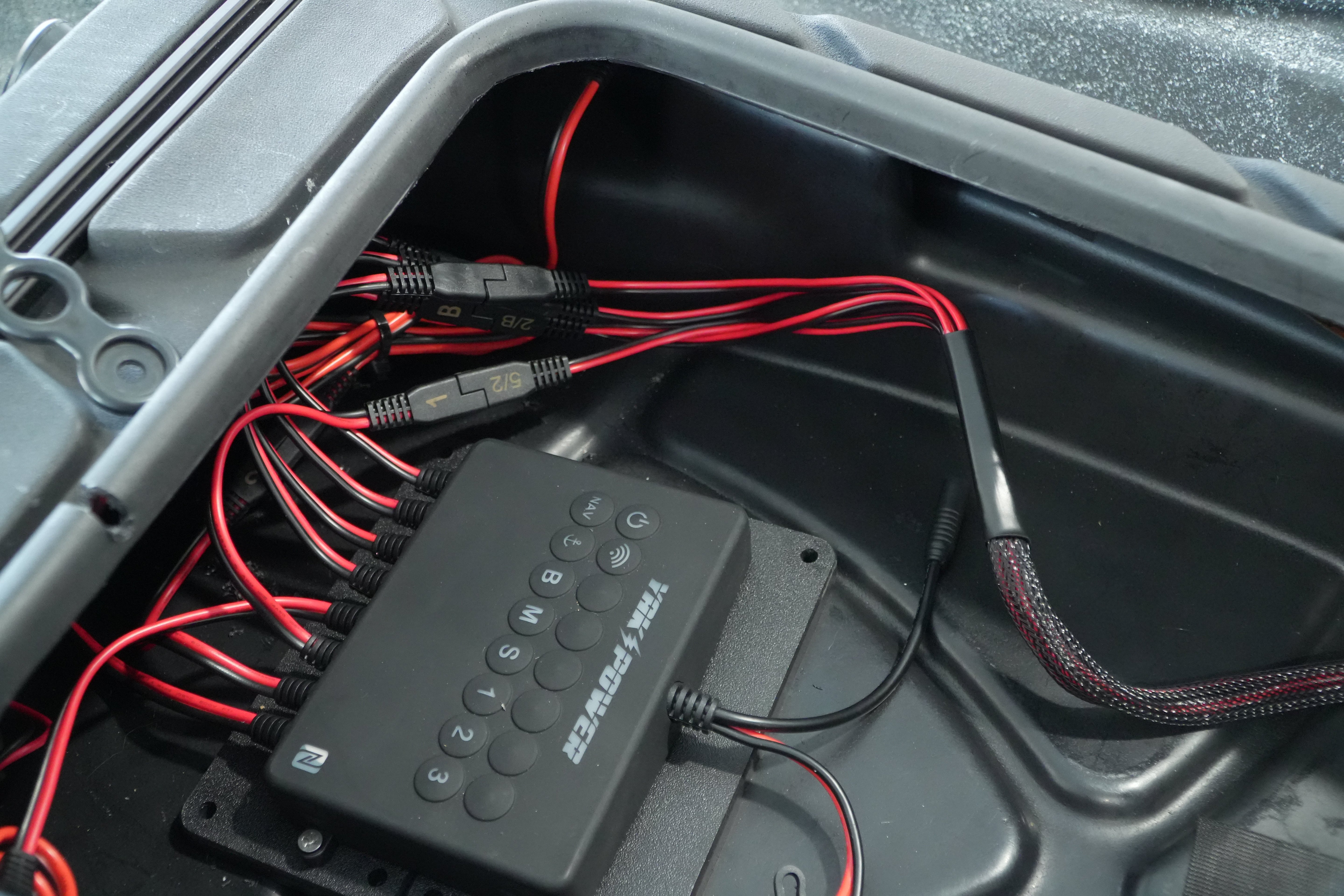 Kit de déconnexion rapide 5 circuits, étanche et robuste - montage sur panneau et faisceau (YP-QD5)