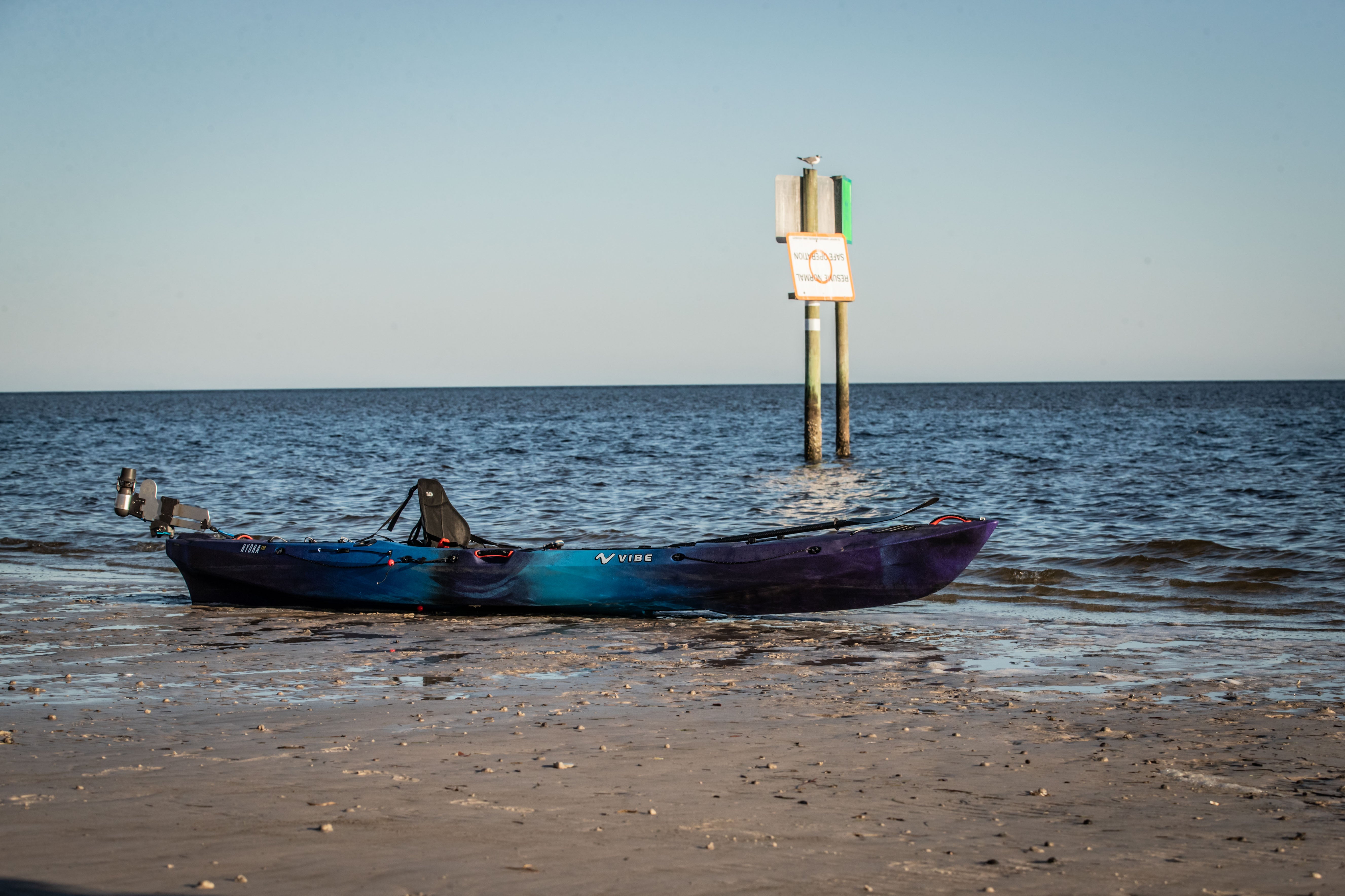 Hydra 130 + 40% off accessories bundle! Including: Ember Carbon Paddle + Kayak Stand + 30 oz Tumbler + Mesh Tackle Tray Sleeve + Anchor Trolley + 25L Dry Bag