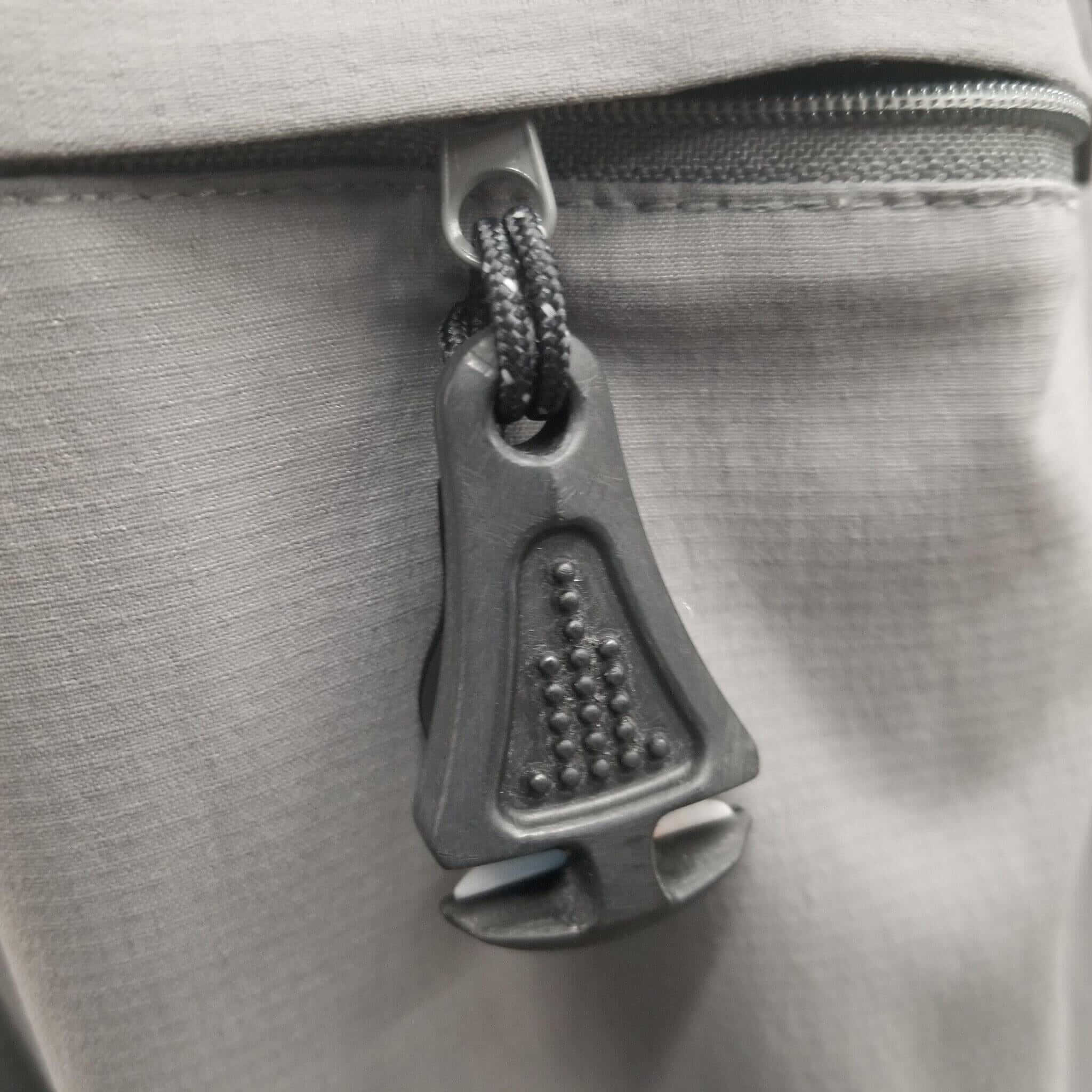 Line Cutterz Ceramic Blade Zipper Pull (tirette de fermeture éclair)
