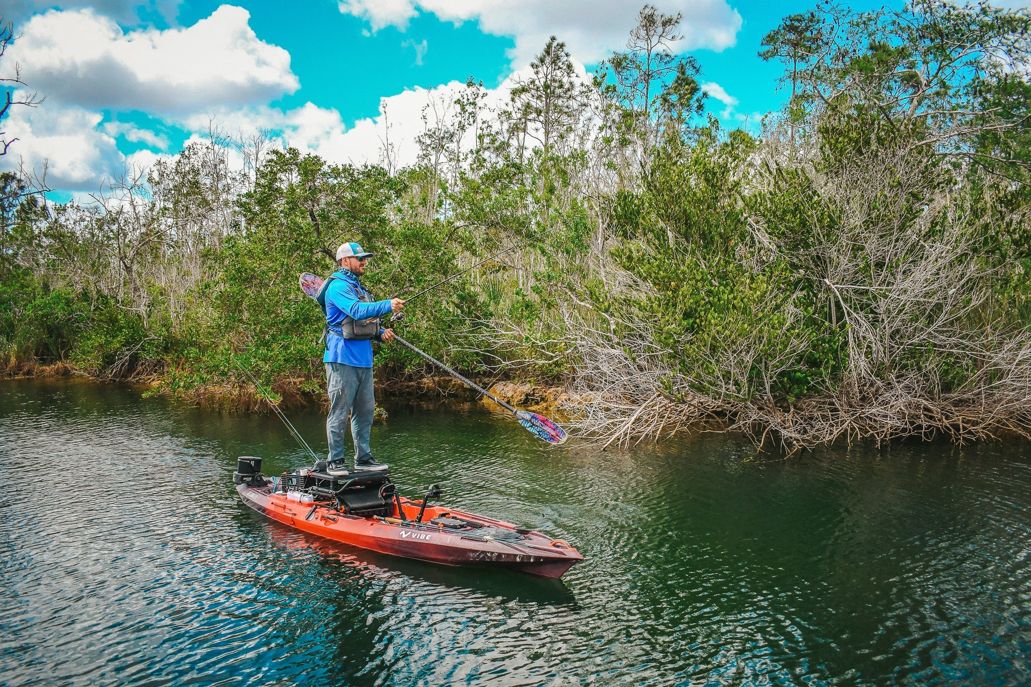 Shearwater 125 + 40% off accessories bundle! Including: Summit Perch + 35L dry bag + Ember Carbon Paddle + 30 oz tumbler + Cable Lock + Anchor Trolley Kit