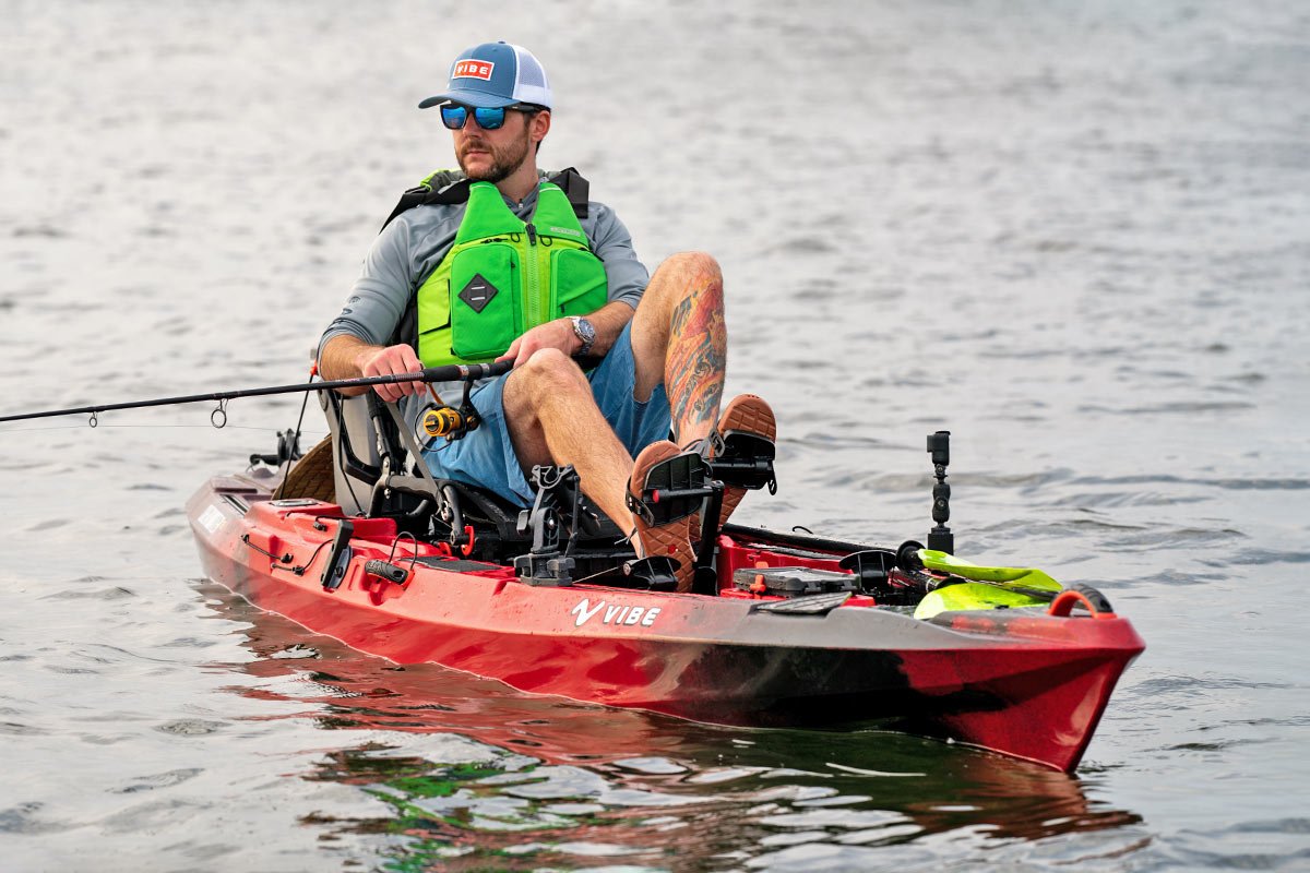 Comment choisir un kayak à pédales ou à pagaies - Vibe Kayaks