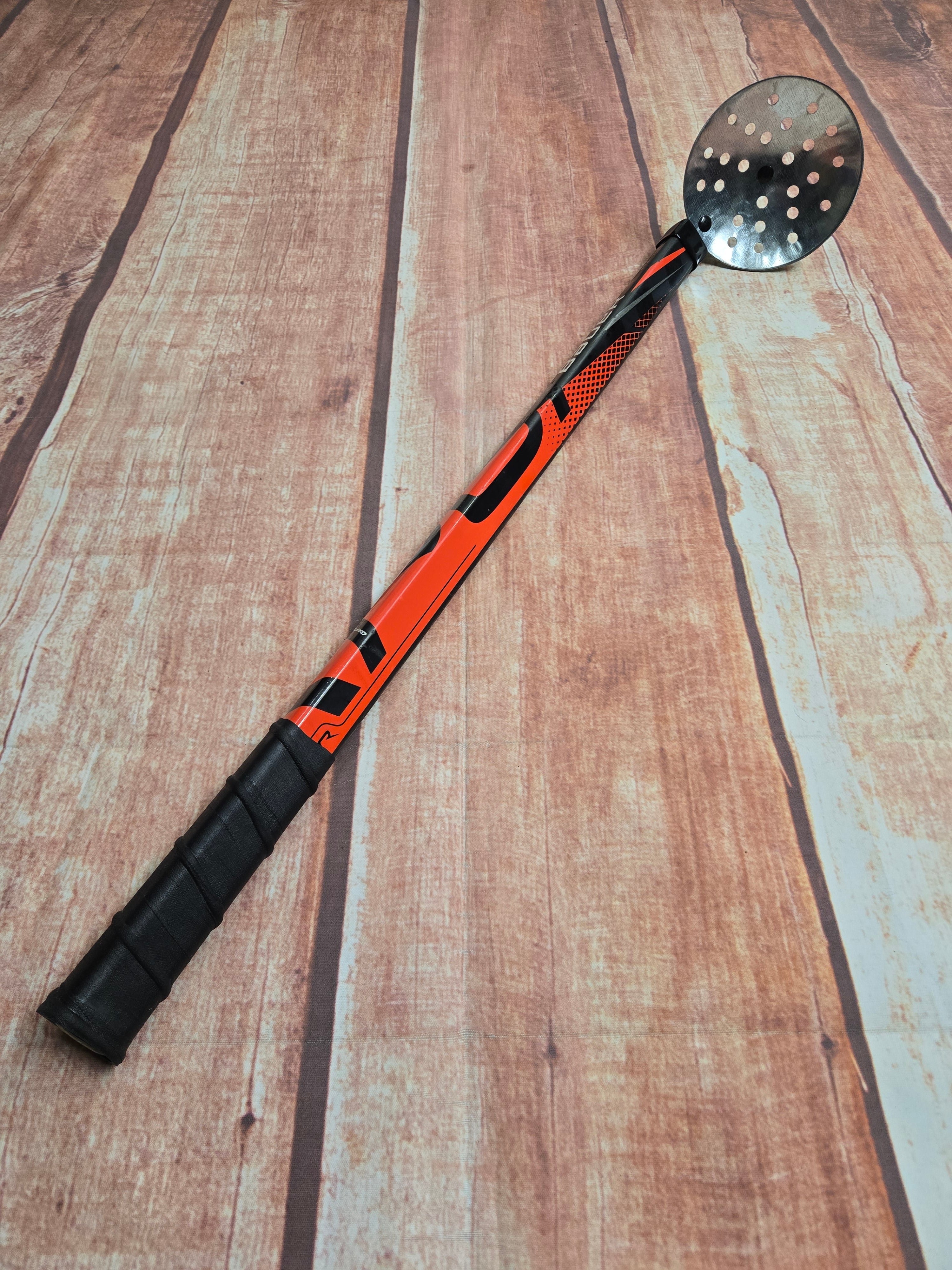 Pelle à glace à cinq trous (longue) - Bauer Stick