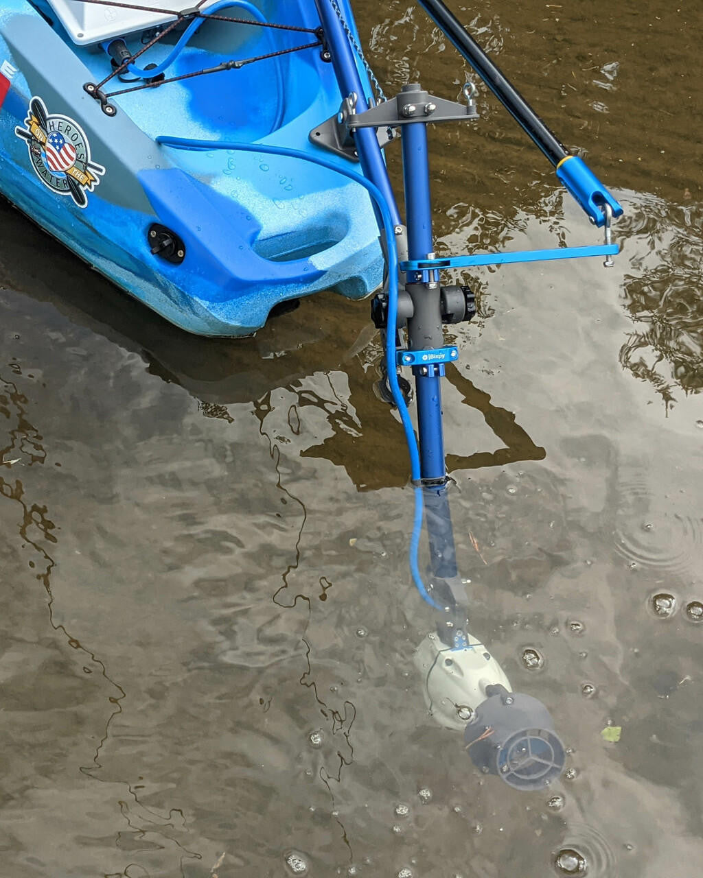 Adaptateur universel pour kayak (moteurs K-1 et J-2)